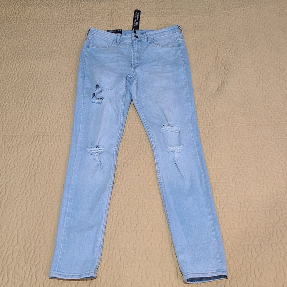 H&M Denim - H&M Divided Super Skinny distressed jeans size 12